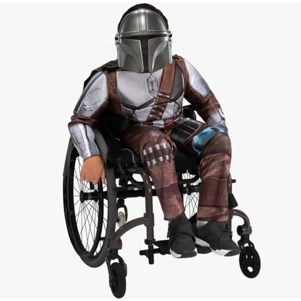 Star Wars Costume The Mandalorian Official Jumpsuit Cape Mask Set Youth 8-10 M - Picture 7 of 16